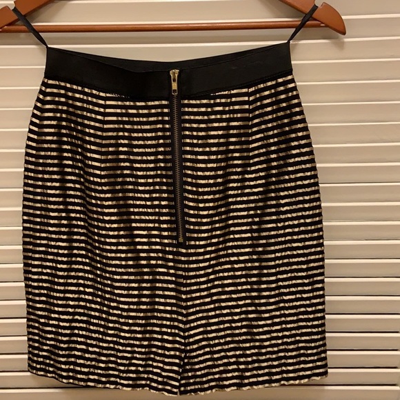 6. Ark & Co Skirt in Black and Gold - Picture 5 of 8